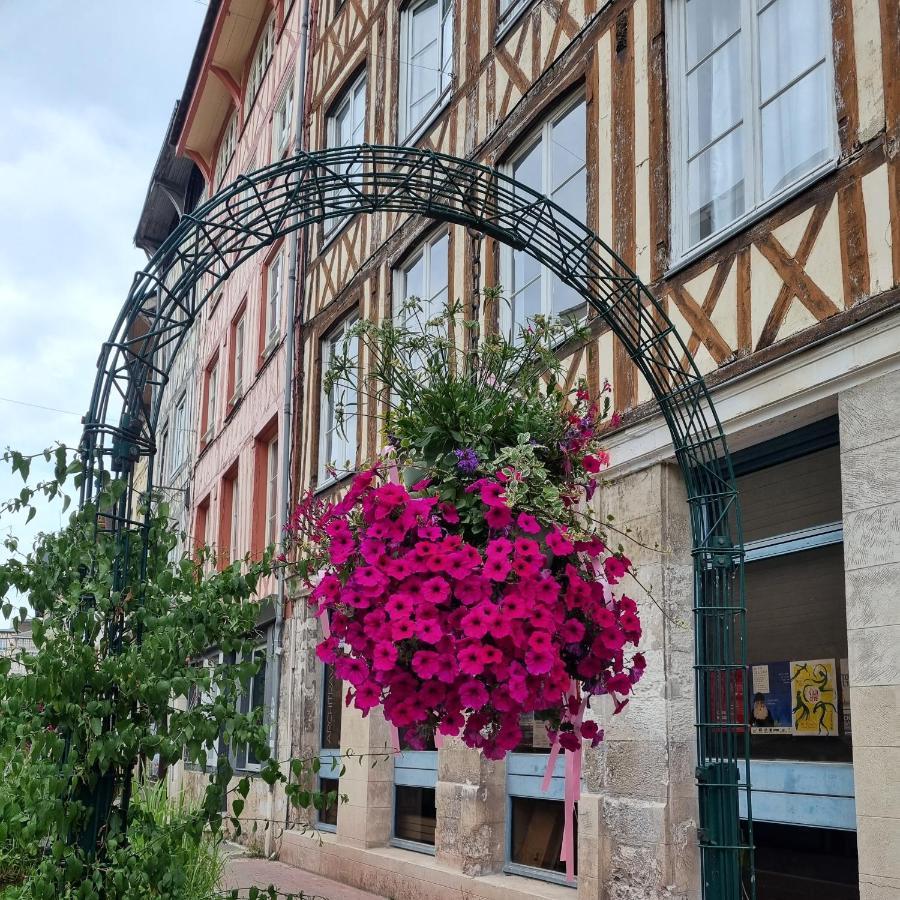 Le Fruit Defendu "Love Room" Jacuzzi Centre Ville Rouen Zewnętrze zdjęcie